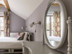 卧室镜子不能对着床吗 镜子对床位有什么影响