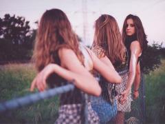 九八年十月是什么星座