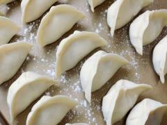 為什麽冬至要吃餃子 冬至吃餃子為什麽紀念張仲景