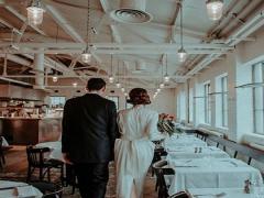 天平 花心下的专一